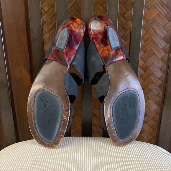 Donald J. Pliner - Black/tortoise elastic Sandal 11m - Picture 7 of 7